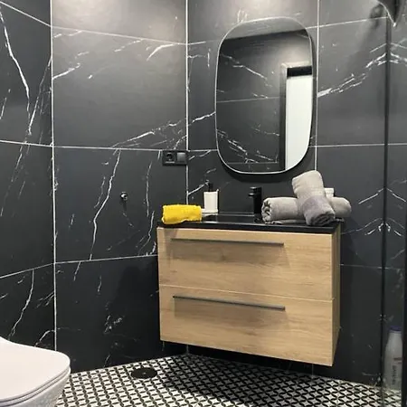 Central Luxe Center *
